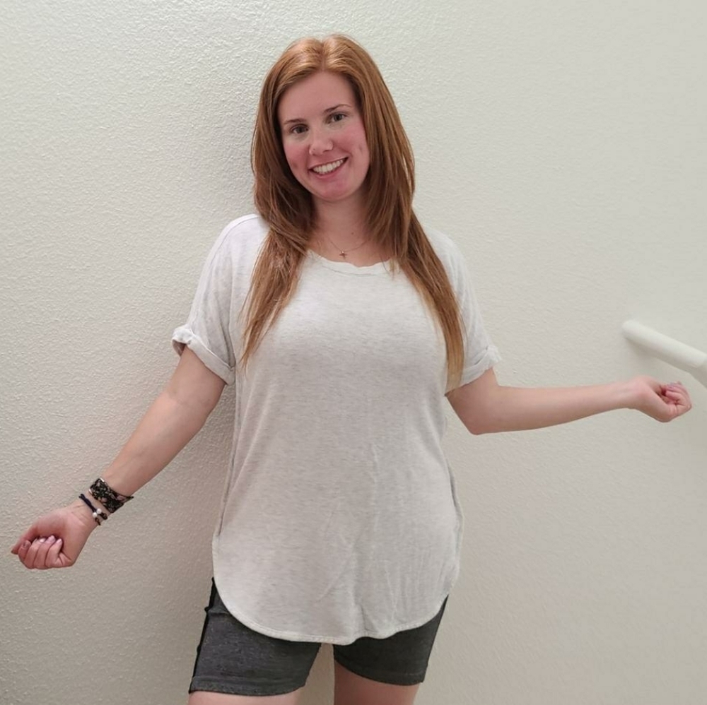 Matty M Comfortable Light Gray Top - Picture 4 of 10